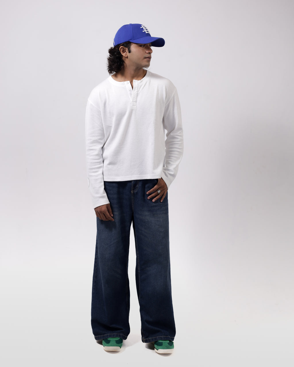 HENLEY T-shirt  / WHITE