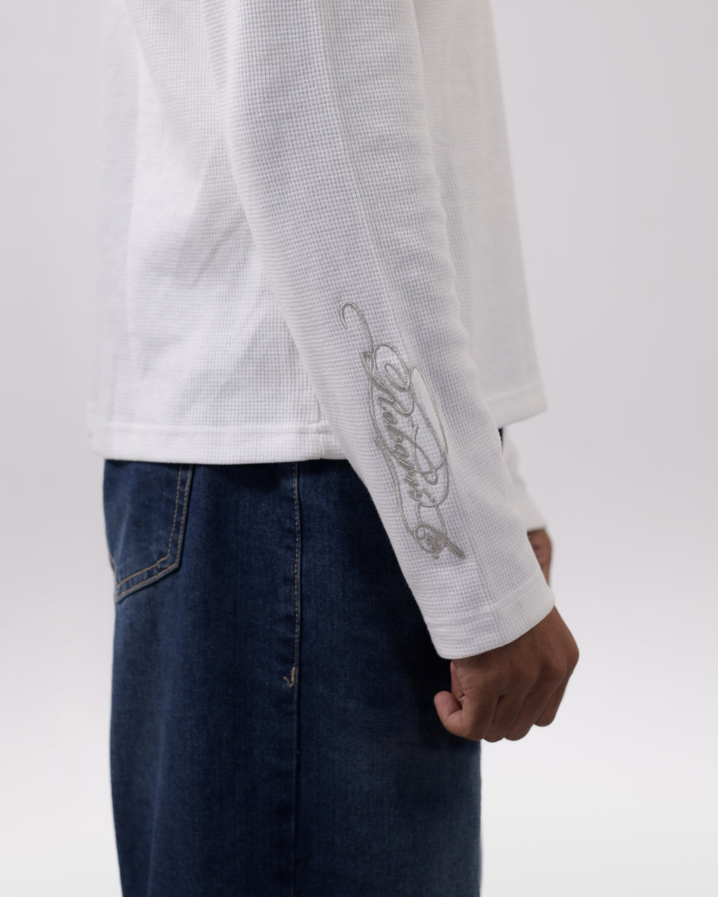 HENLEY T-shirt  / WHITE