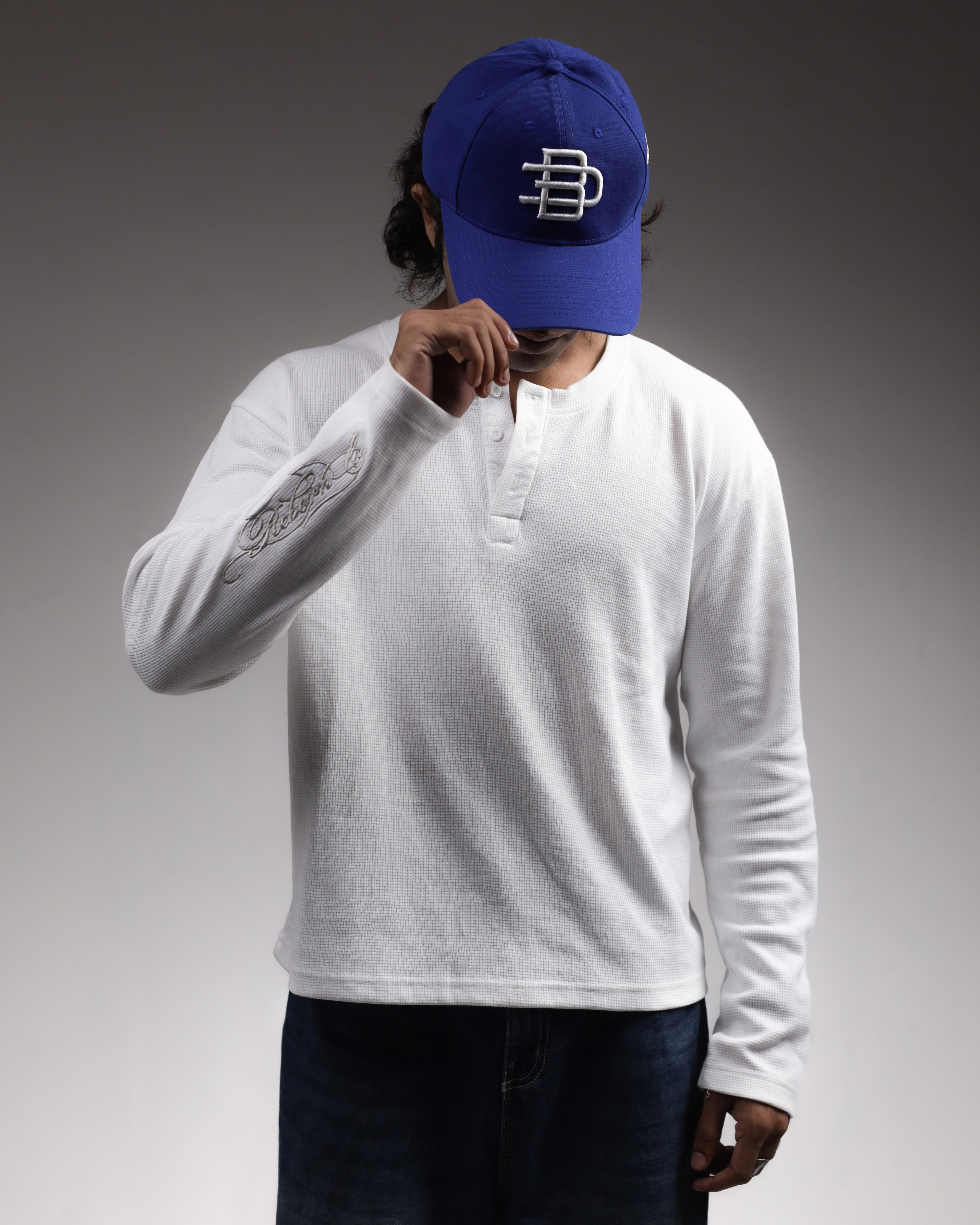 HENLEY T-shirt  / WHITE