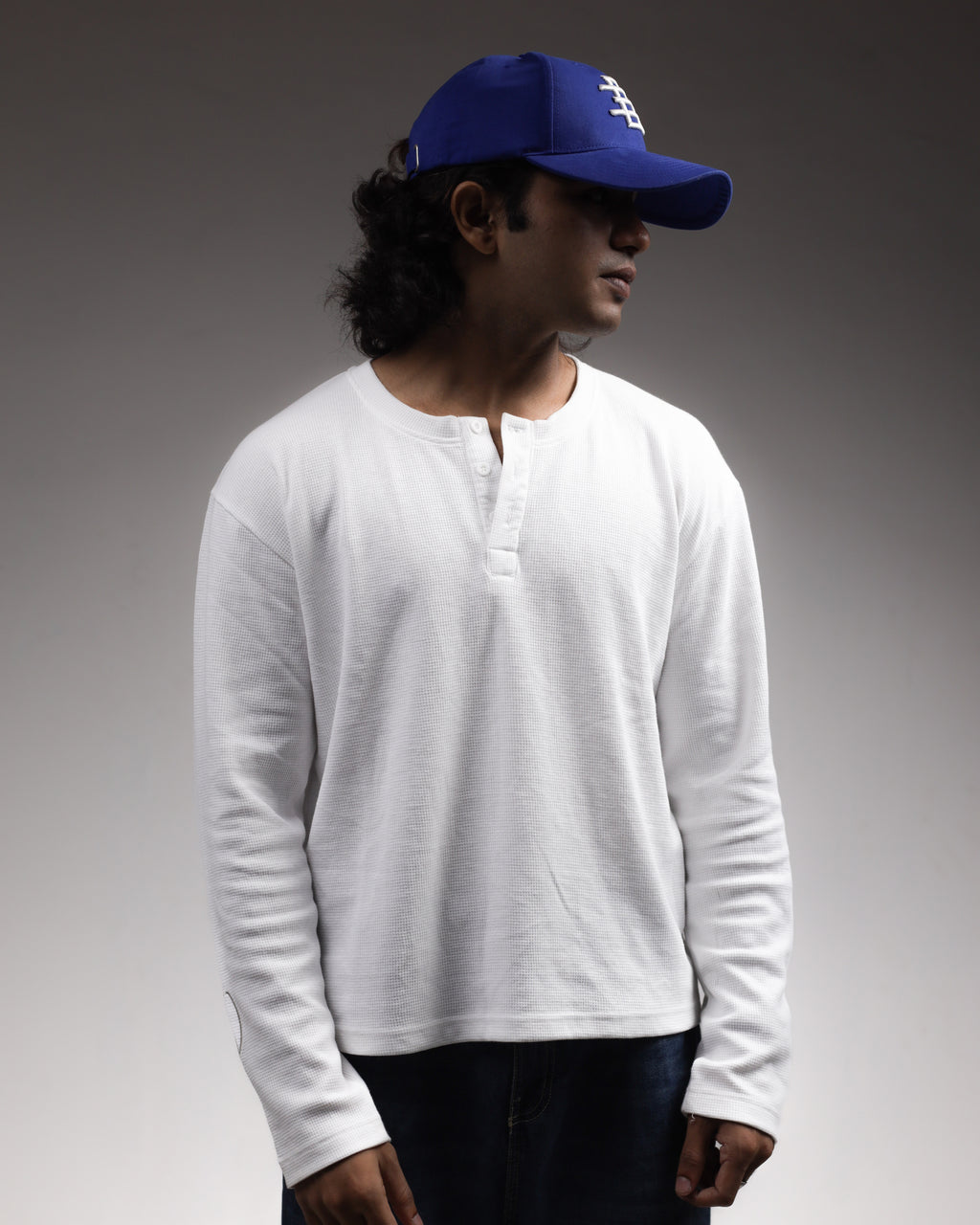 HENLEY T-shirt  / WHITE