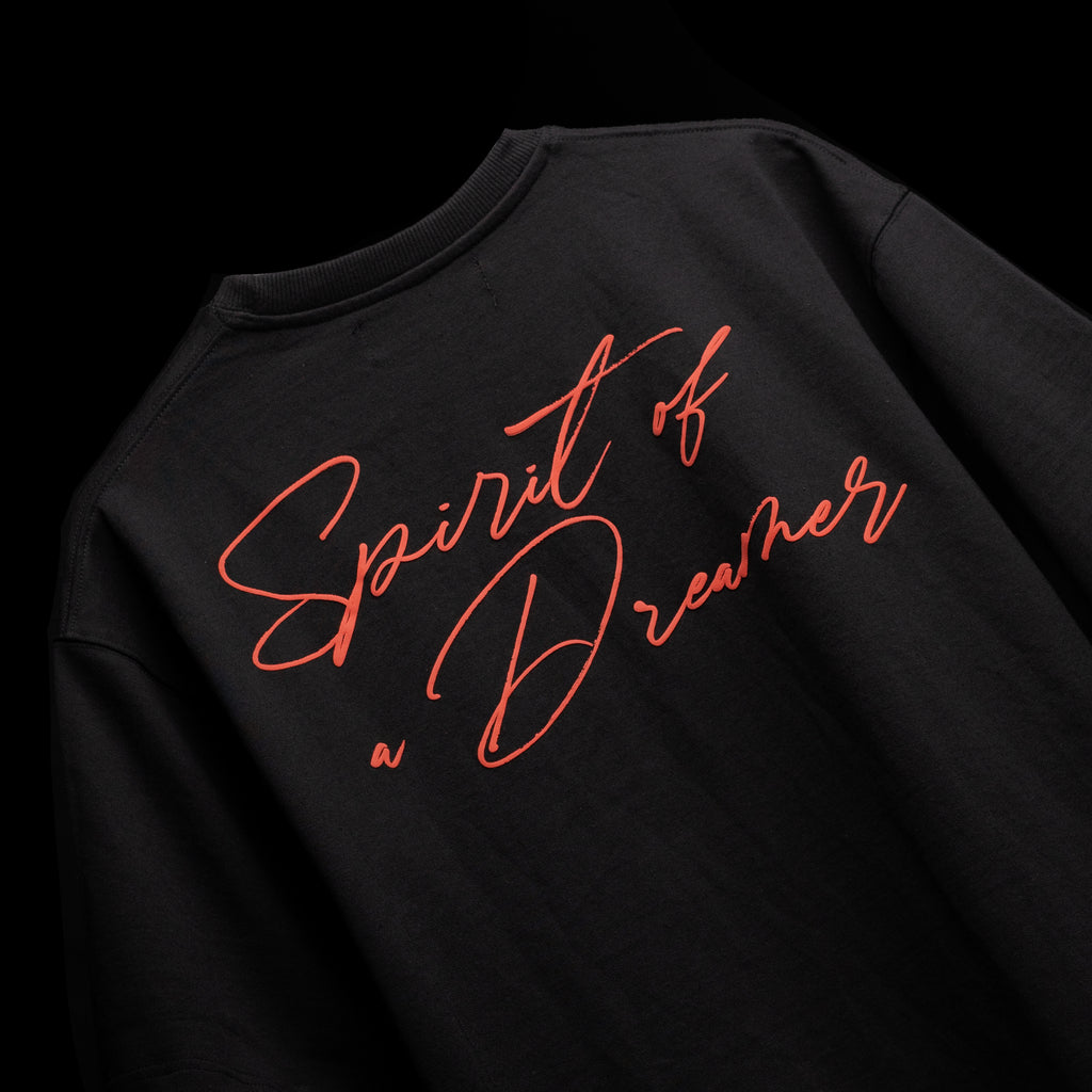 Dove black t-shirt box fit