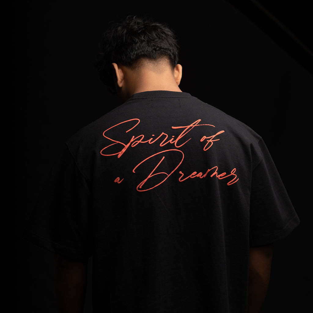 Dove black t-shirt box fit