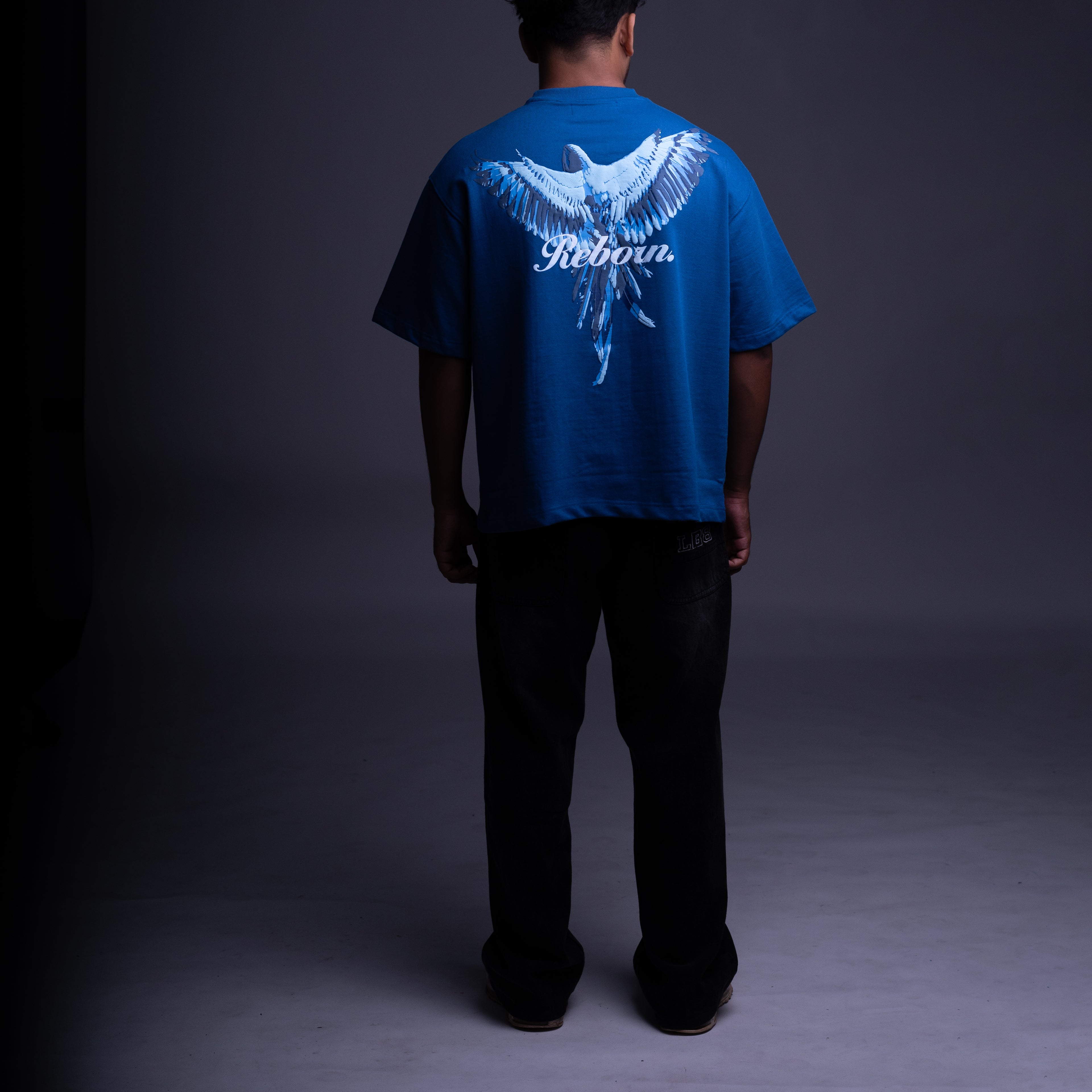 Macaw blue t-shirt