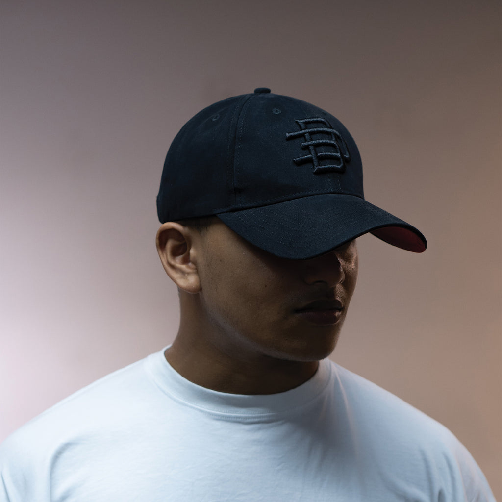 CAP // 001 - BLACK