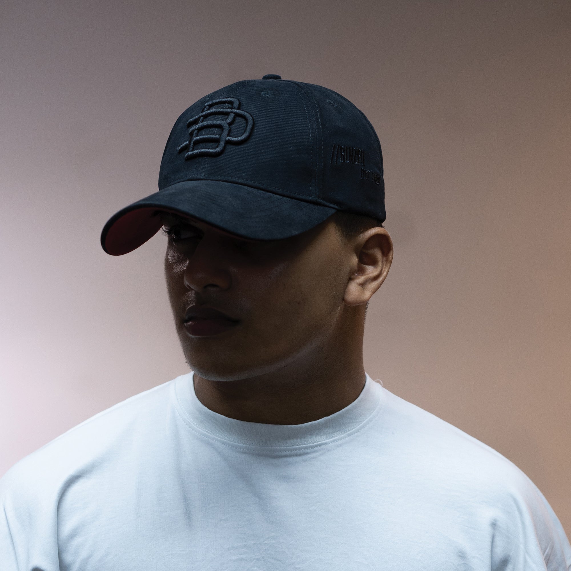 CAP // 001 - BLACK