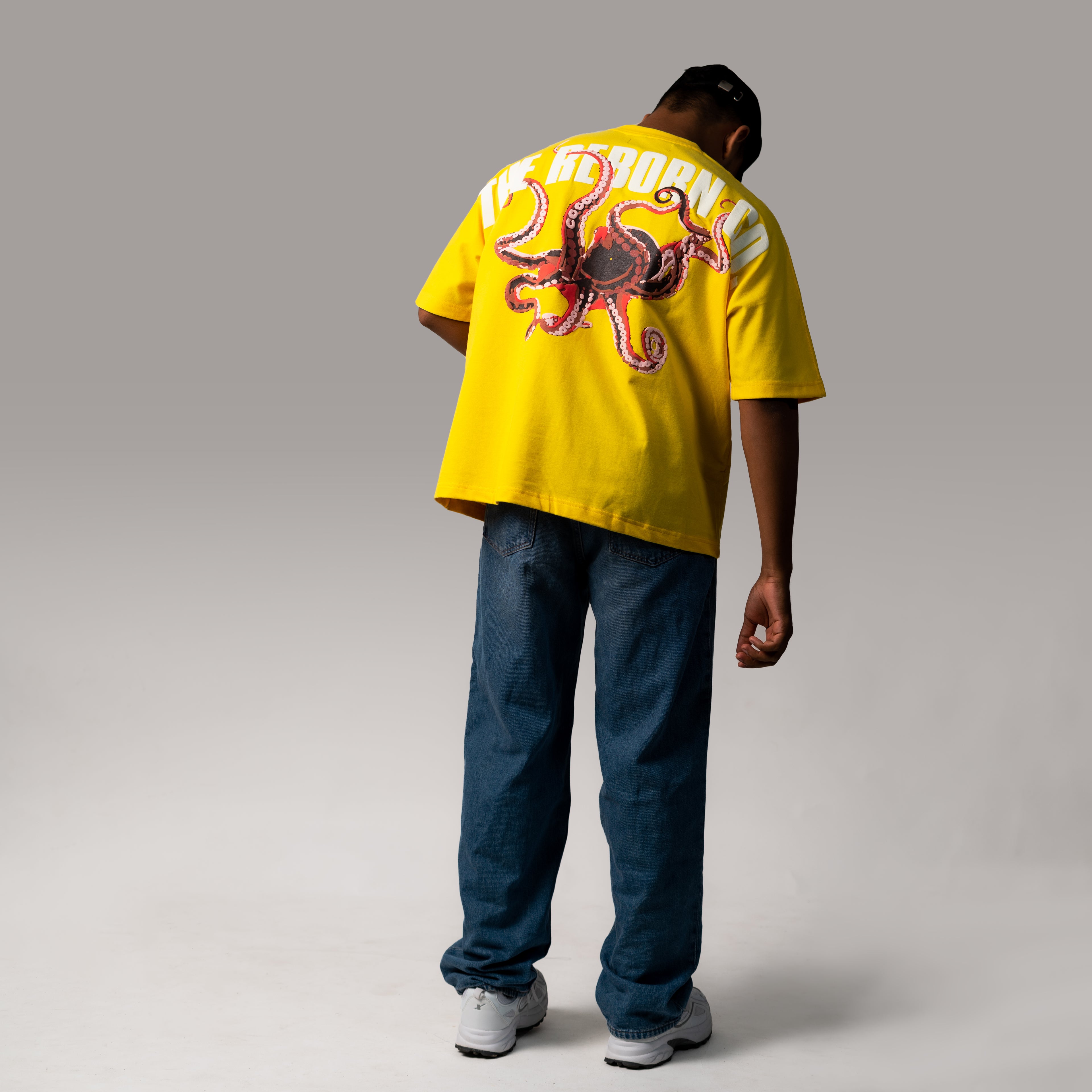 Octopus yellow t-shirt