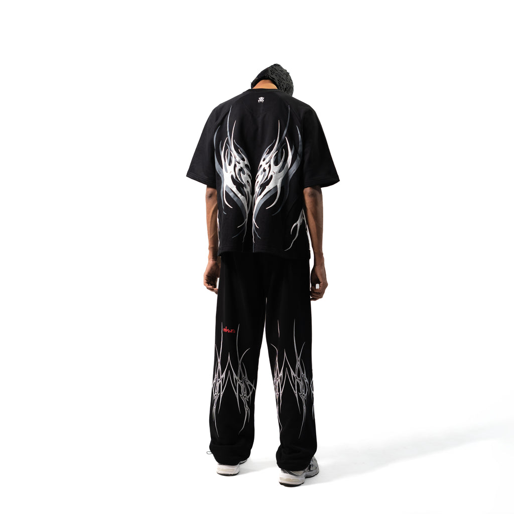 Tribal wing tee // black