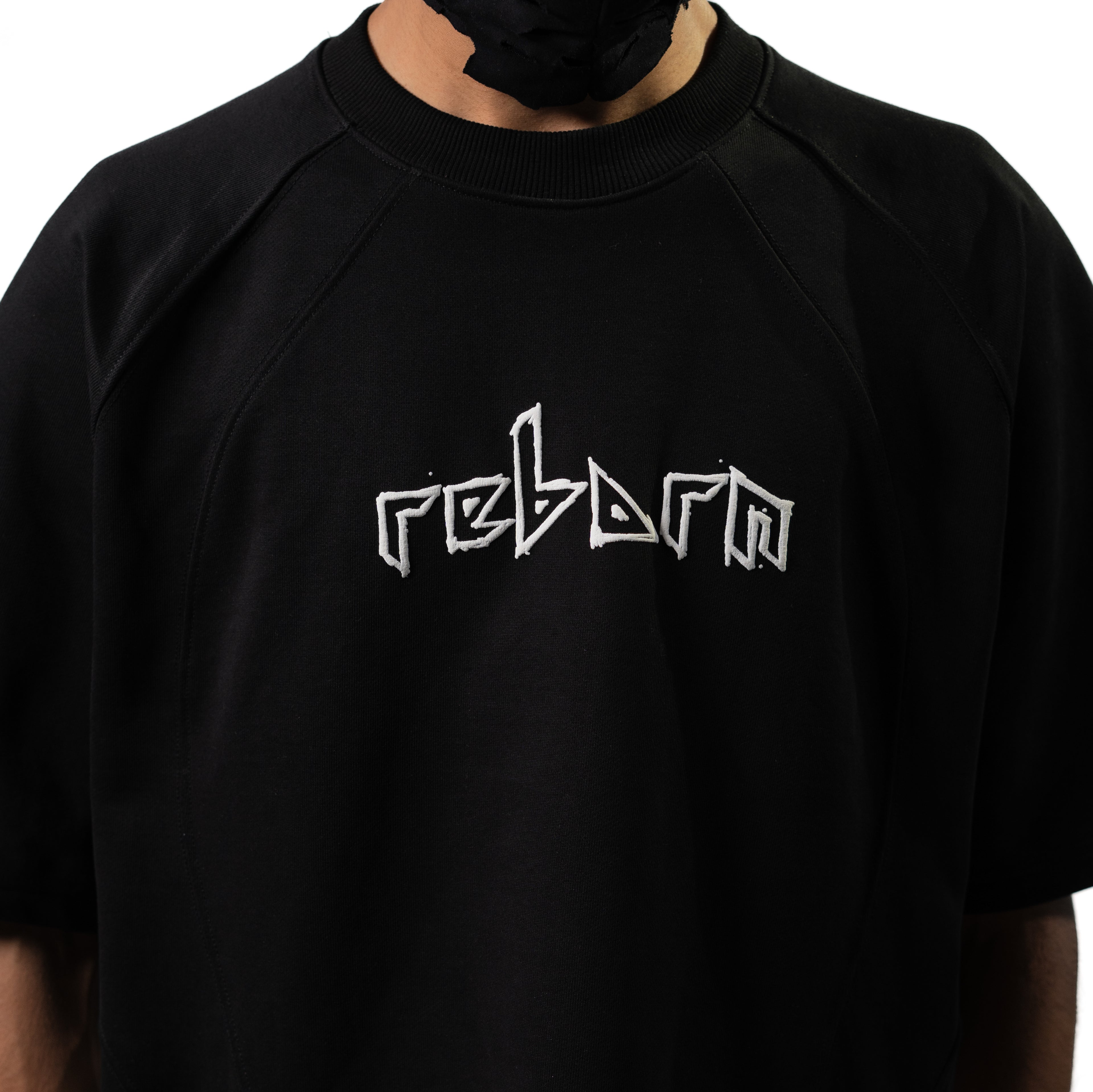 Tribal wing tee // black