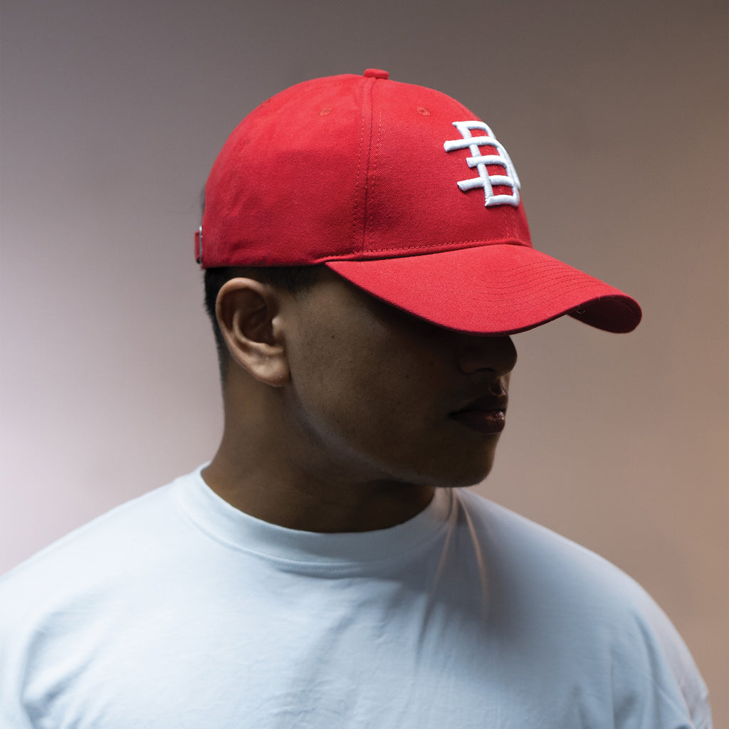 CAP // 001 - RED