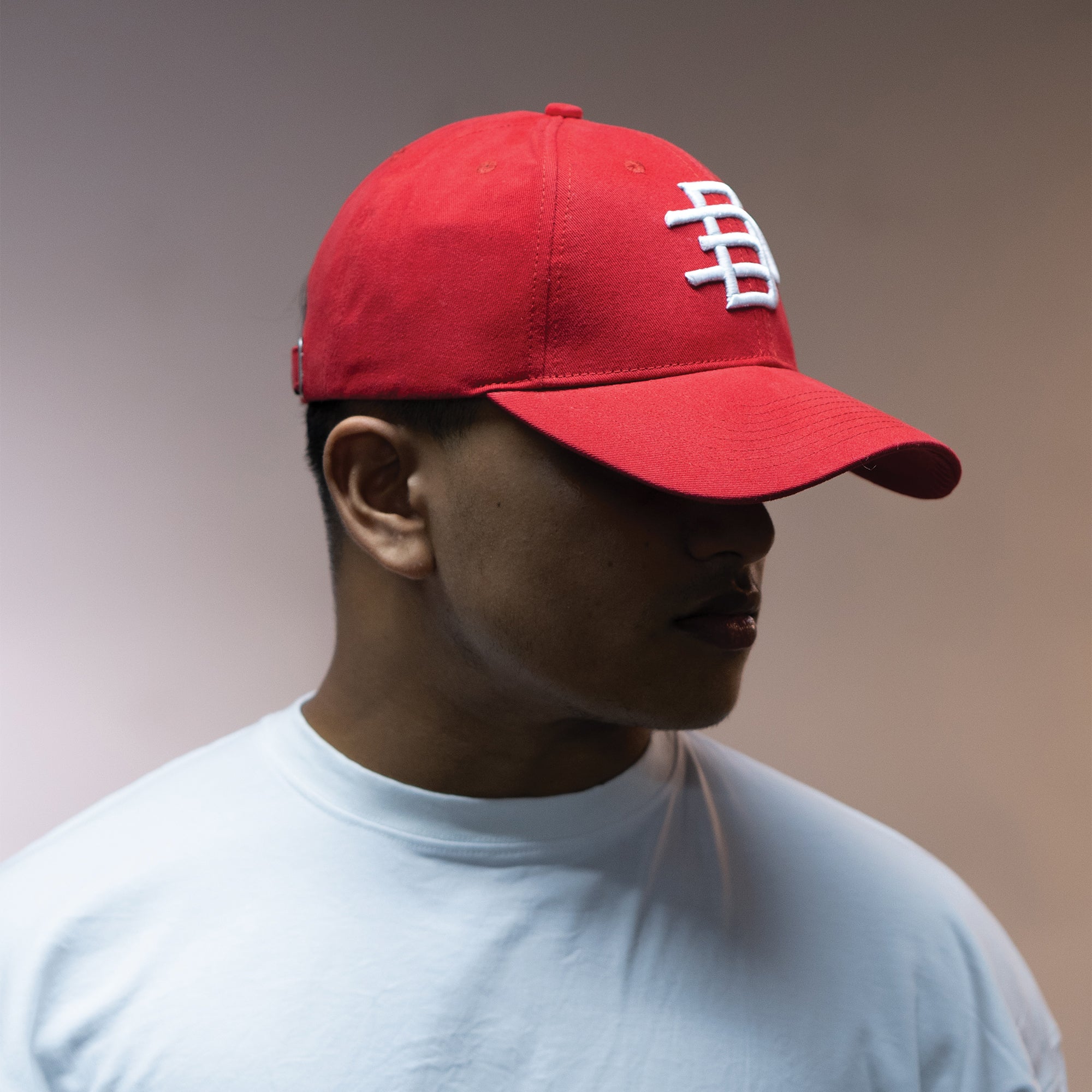 CAP // 001 - RED