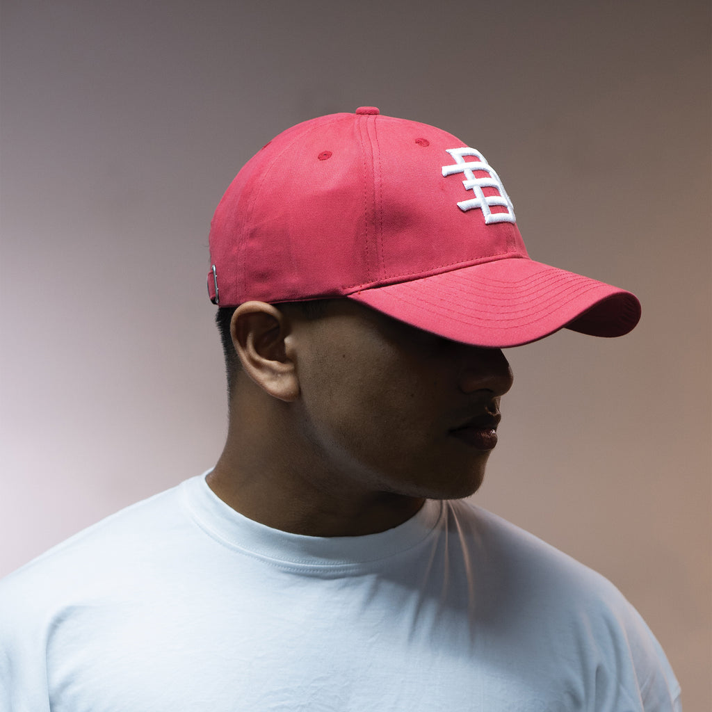 CAP // 001 - PALE RED