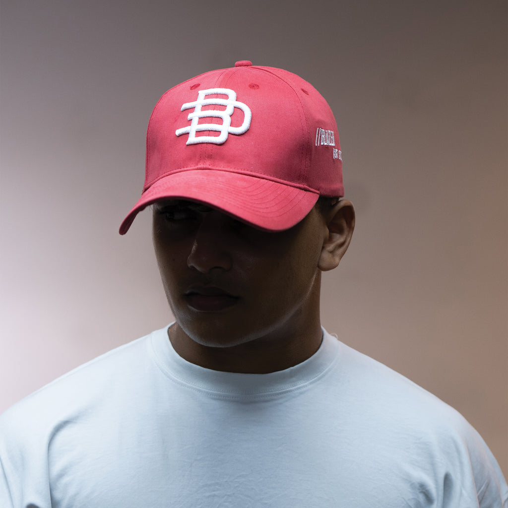 CAP // 001 - PALE RED