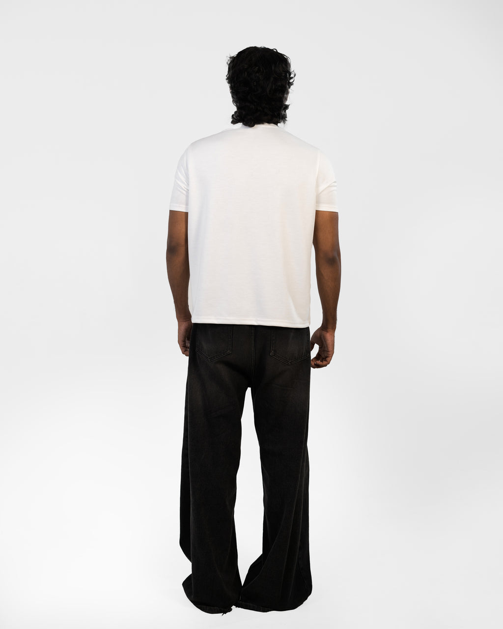 cropped essential tee // WHITE